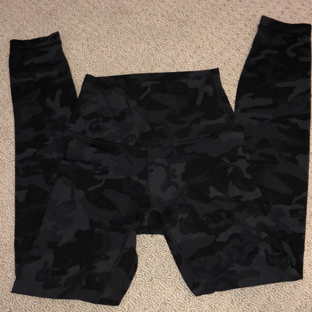 Black camo lululemon Align™ Pant 28"